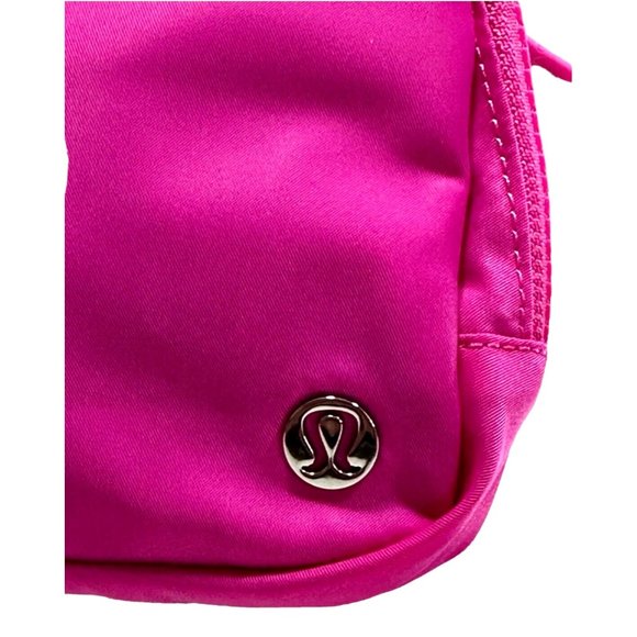 New Lululemon Everywhere Belt Bag 1L Sonic Pink Fanny Waist Pack - Picture 5 of 16